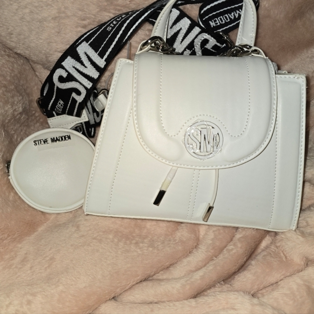 White/Black Bremmy Steve Madden Crossbody - Picture 2 of 4